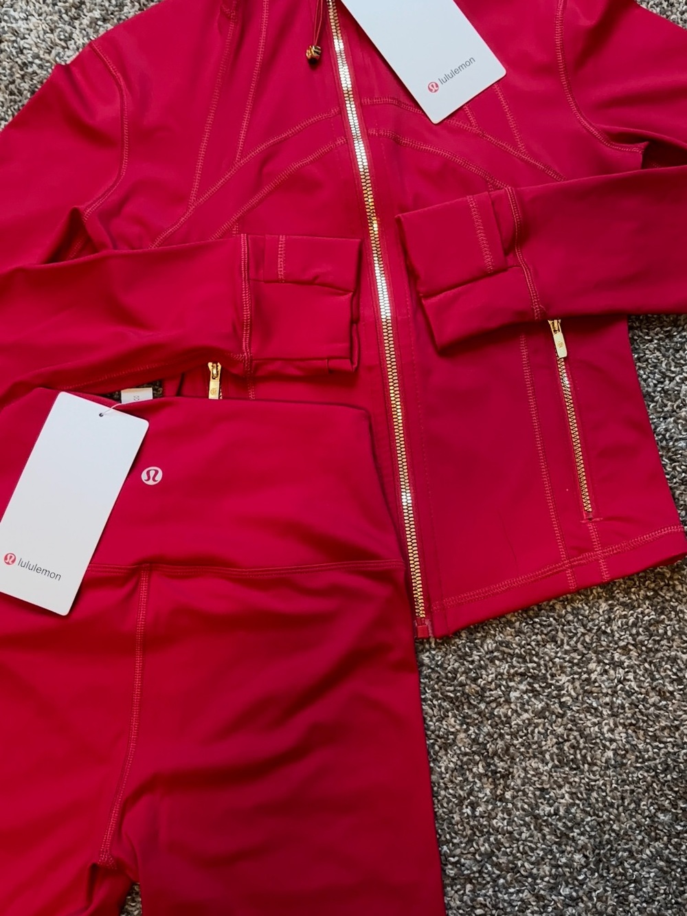 lululemon Cropped Jacket & SHORTS Set with Gold Zipper Size 4 - Picture 7 of 7